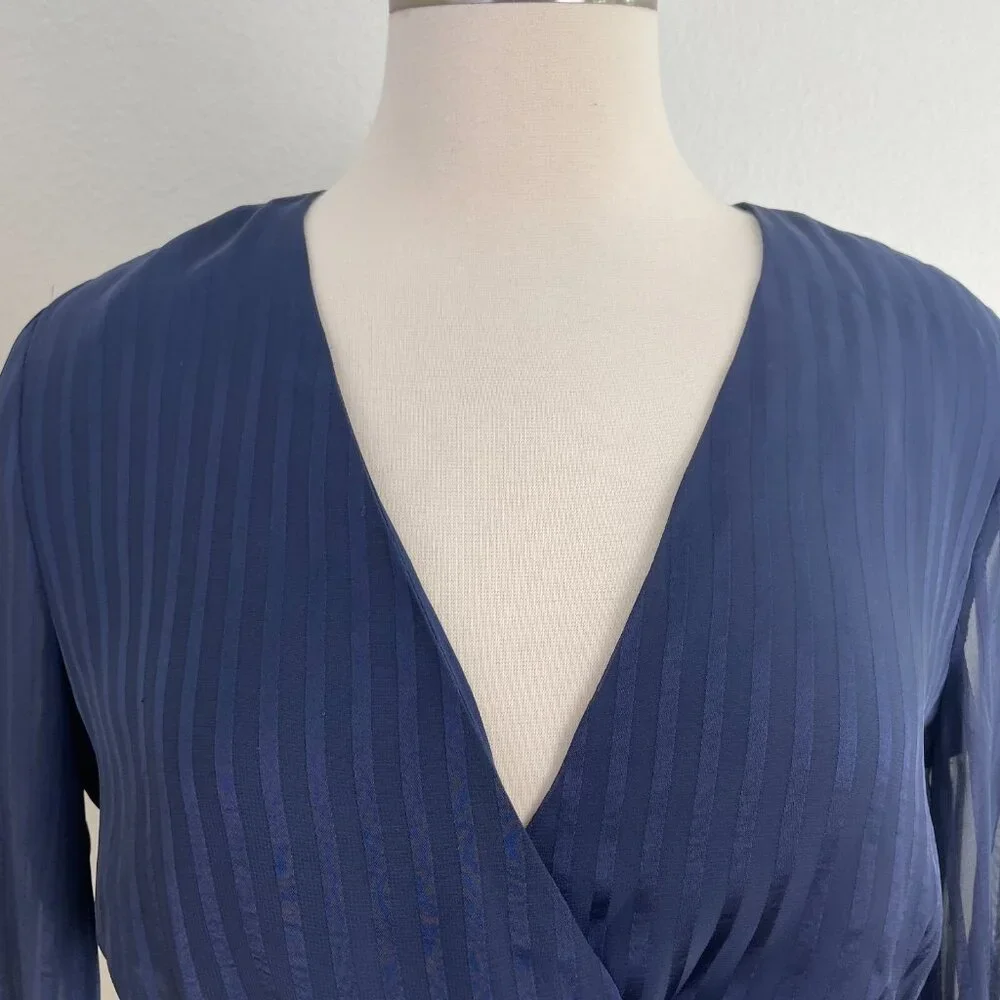 Bardot Womens 6 Navy Blouse Smocked Waist Long Sleeve Shirt Top - Picture 2 of 11